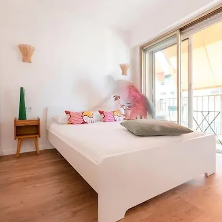 L2 2p Moliere Balcons/ac/wifi/5mins Tram & 10mins Nice